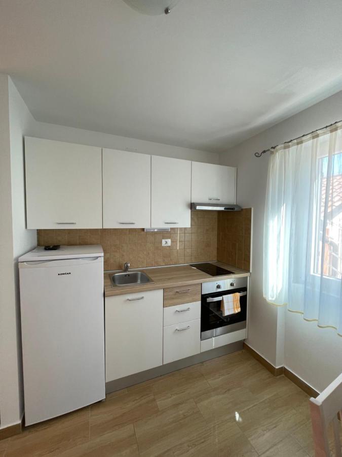 Rozmaryn Apartment Nerezine Bagian luar foto