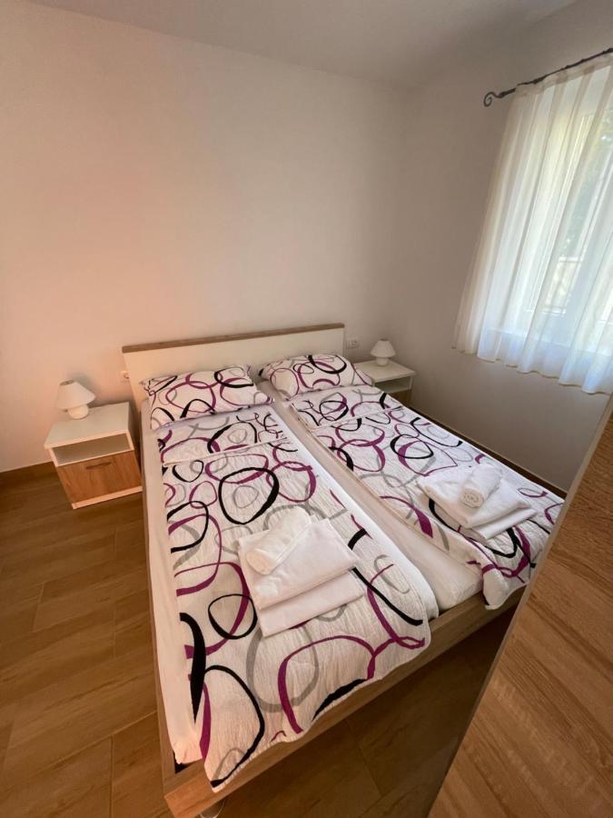 Rozmaryn Apartment Nerezine Bagian luar foto